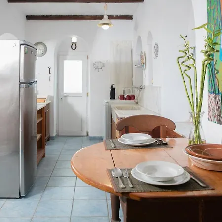 בית נופש Lilly's -2 Bedrooms *