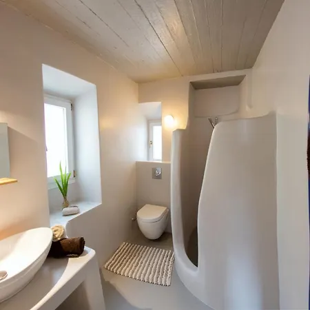 Lilly's -2 Bedrooms Holiday home